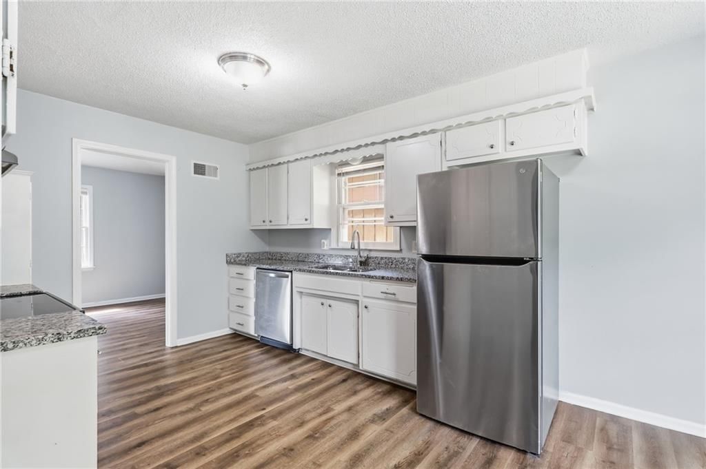 8705 Tennessee Avenue — photo 9
