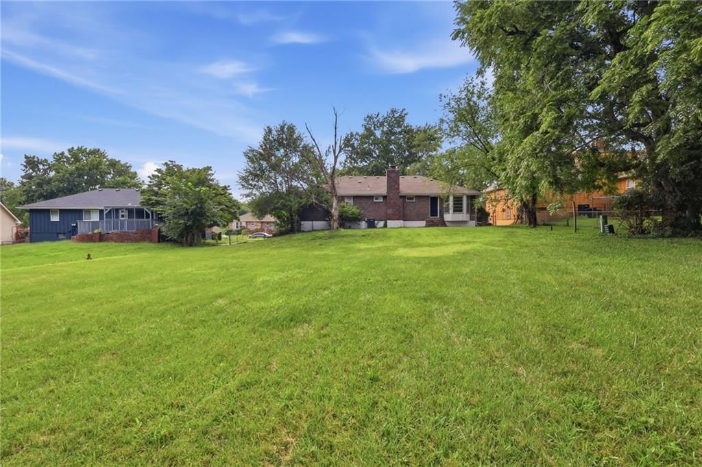 8705 Tennessee Avenue — photo 36