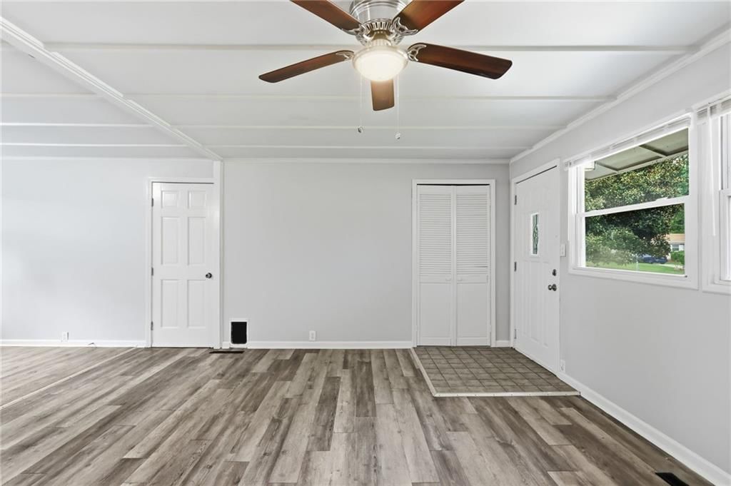 6108 N Charlotte Street — photo 2