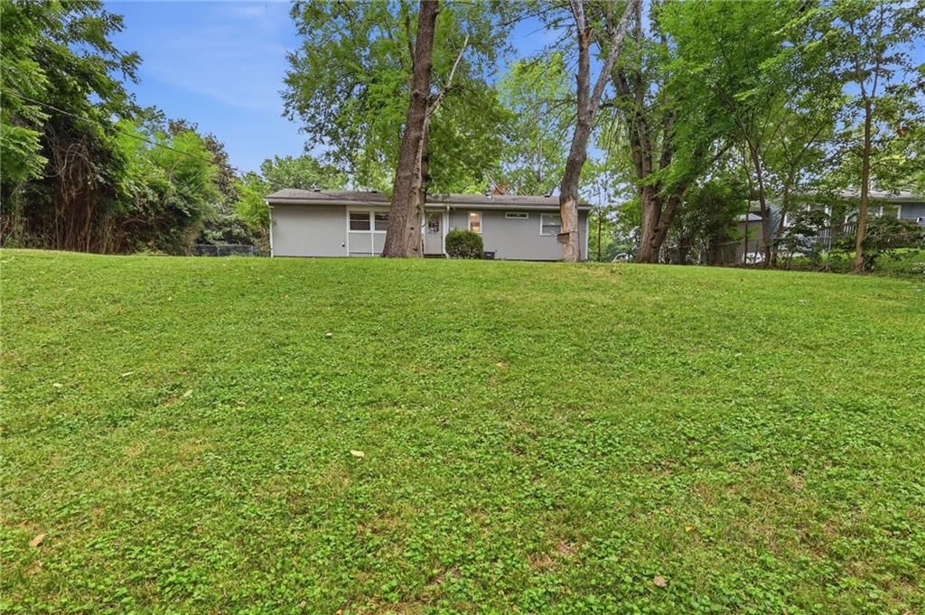 6108 N Charlotte Street — photo 28