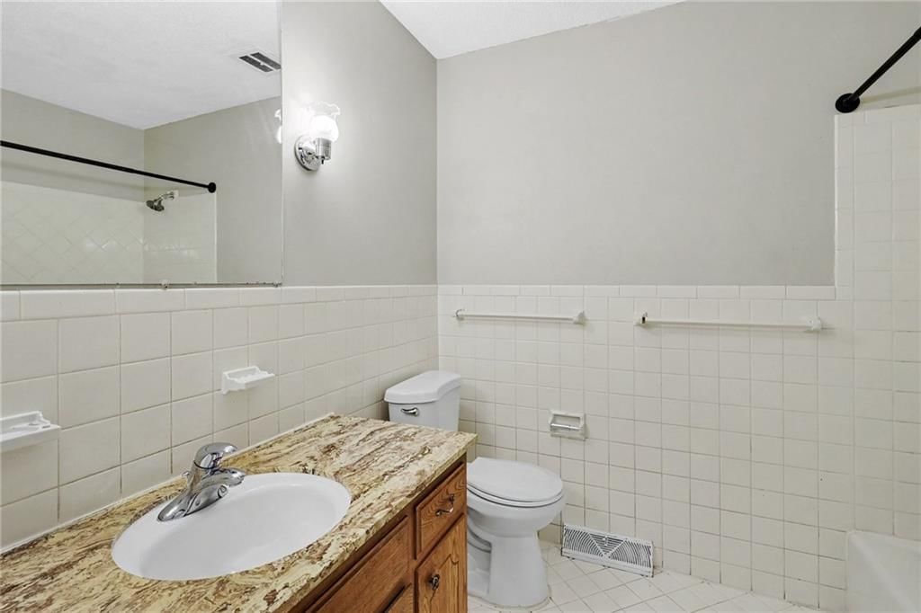 5609 MANNING Avenue — photo 15