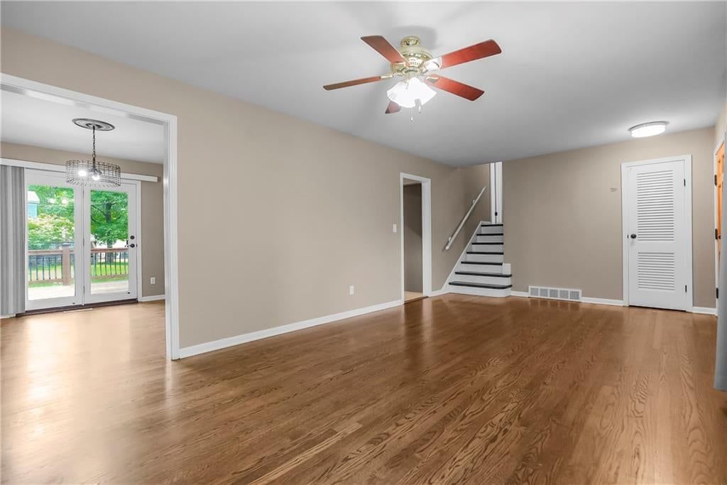 10200 Outlook Drive — photo 5