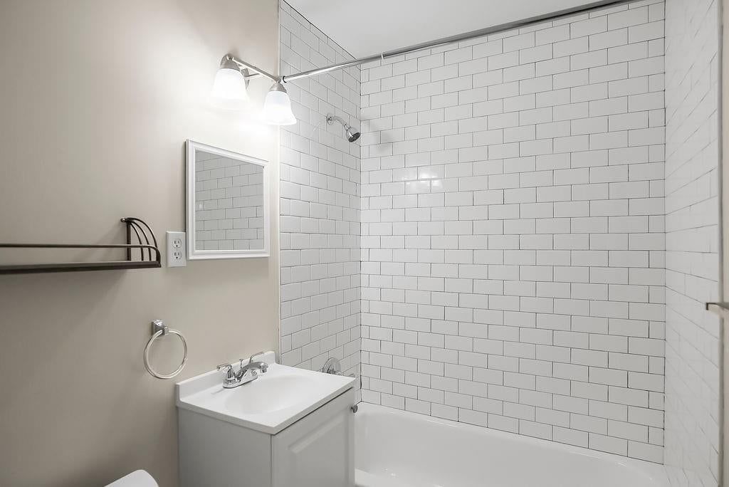 10200 Outlook Drive — photo 12