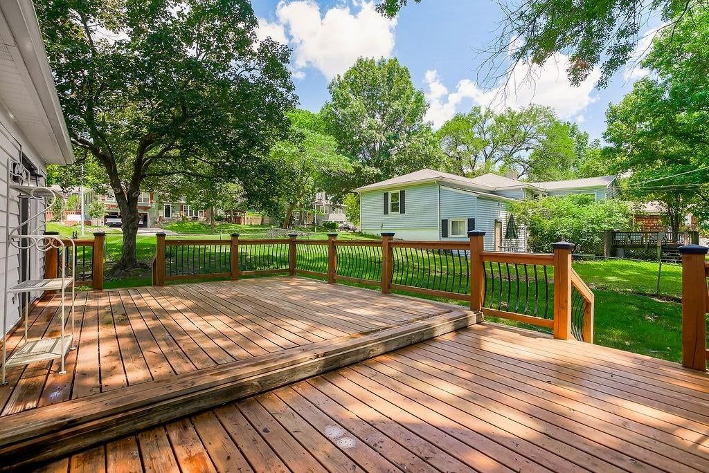 10200 Outlook Drive — photo 14