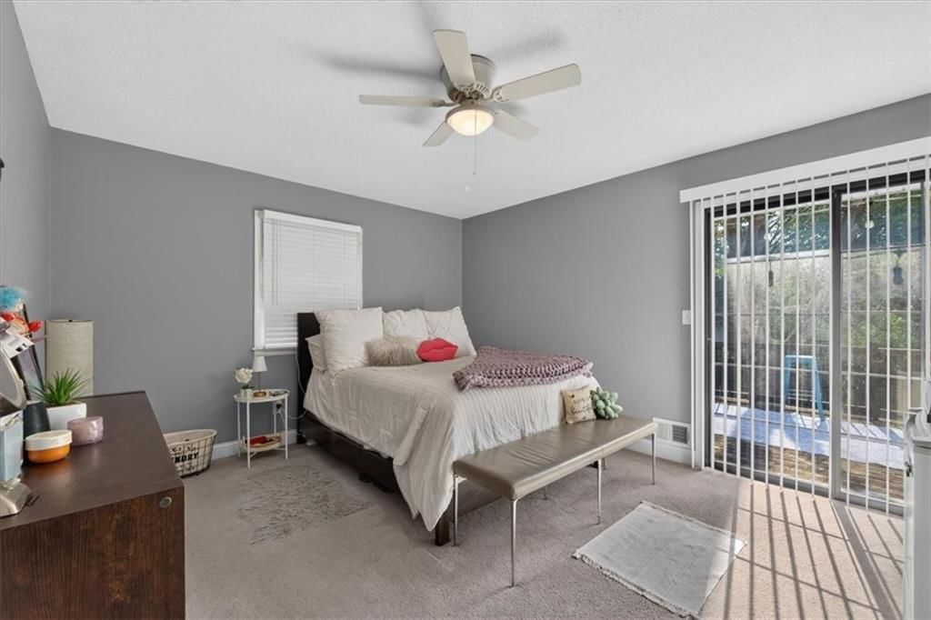 3908 S Stayton Avenue — photo 26