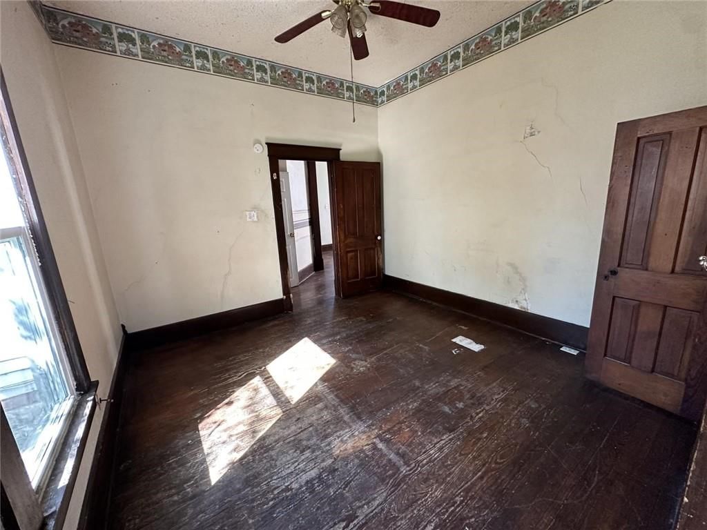 710 W 2nd Street — photo 5