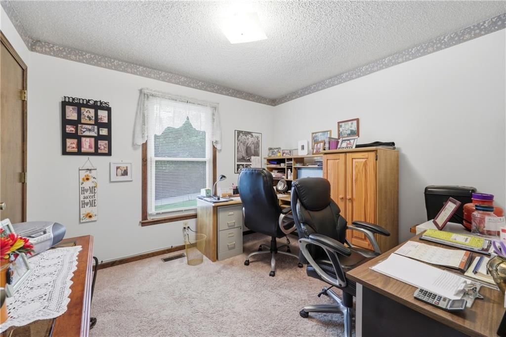 4680 N OLIVE Street — photo 8