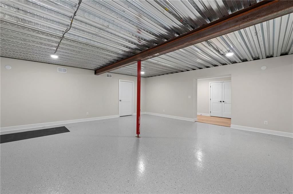 5999 N Oak Creek Court — photo 24