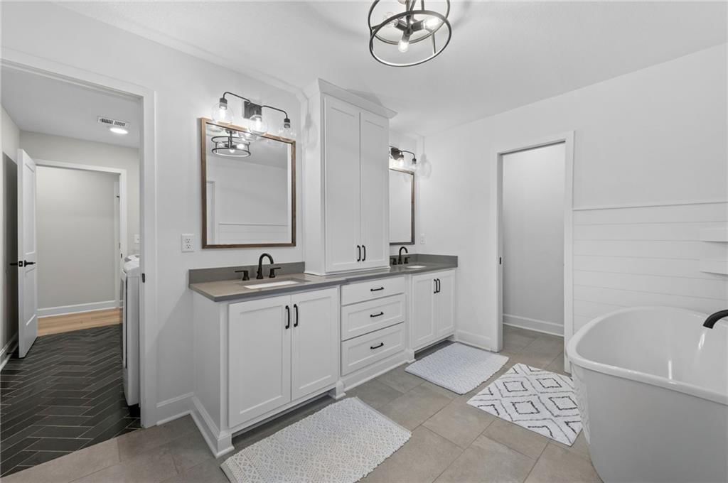 5999 N Oak Creek Court — photo 28
