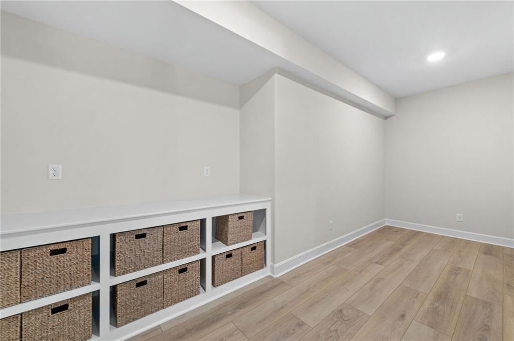 5999 N Oak Creek Court — photo 37
