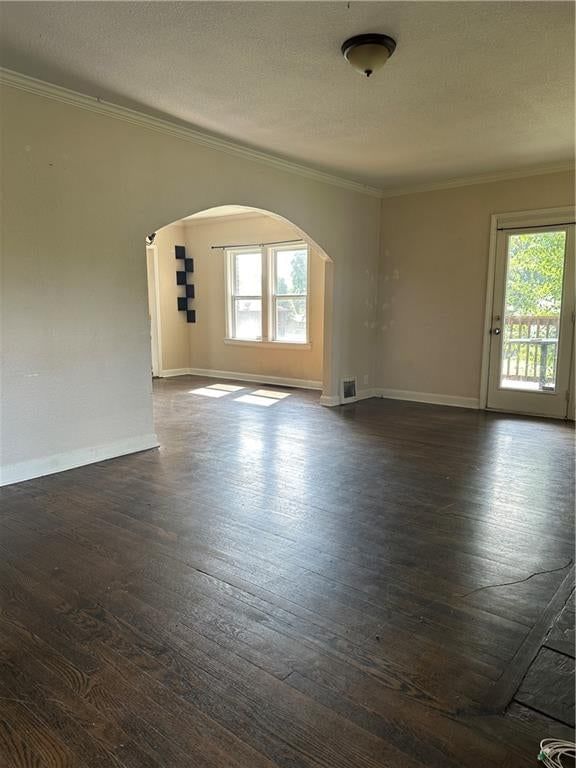 1701 E MECHANIC Avenue — photo 3