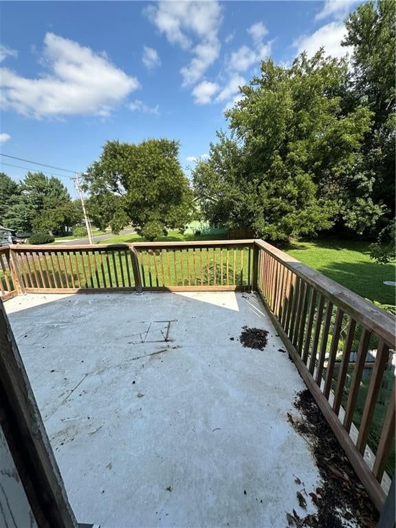 1701 E MECHANIC Avenue — photo 11