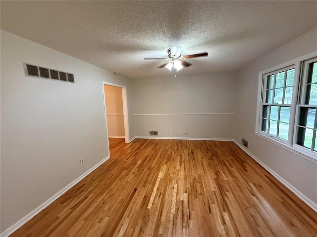5112 Osage Avenue — photo 4