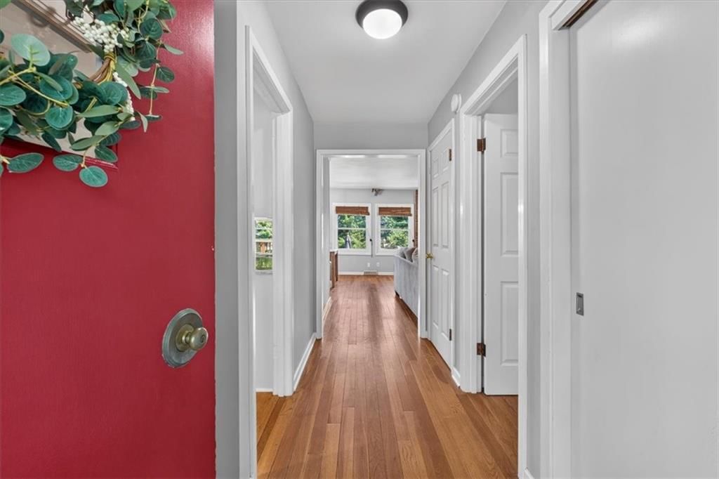 5714 W 77th Terrace — photo 4