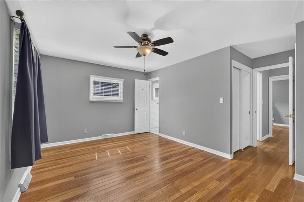 5714 W 77th Terrace — photo 12