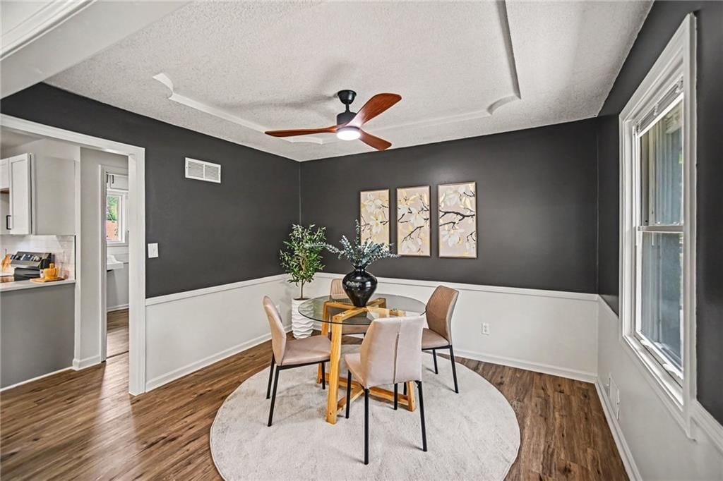 300 N Woodson Drive — photo 12