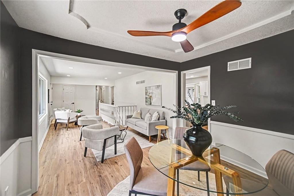 300 N Woodson Drive — photo 13