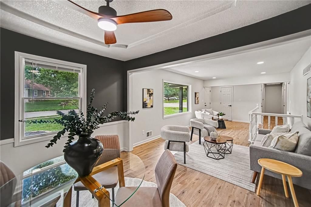 300 N Woodson Drive — photo 14