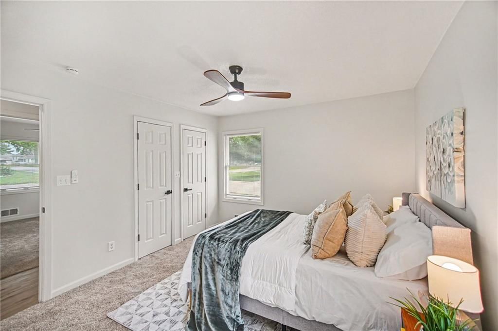 300 N Woodson Drive — photo 18