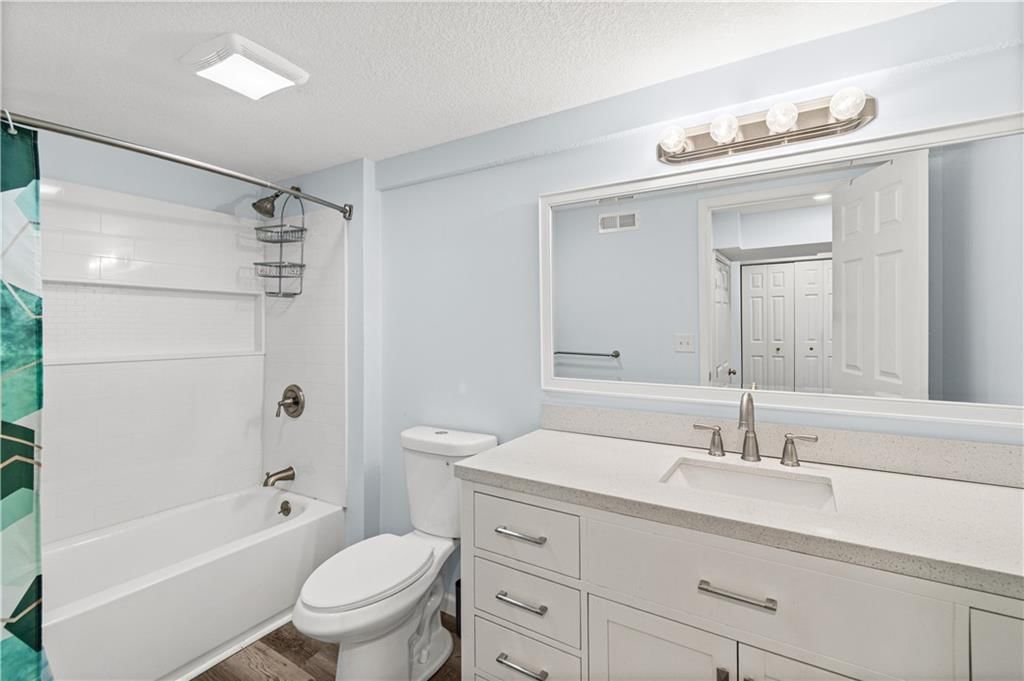 6104 N Euclid Avenue — photo 7