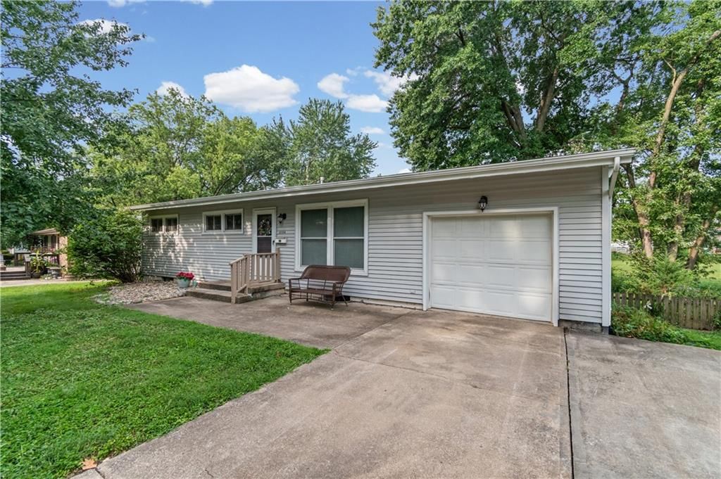 6104 N Euclid Avenue — photo 17