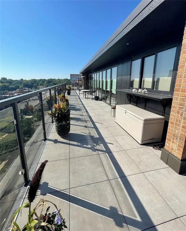 4712 P Roanoke Parkway Parkway — photo 3