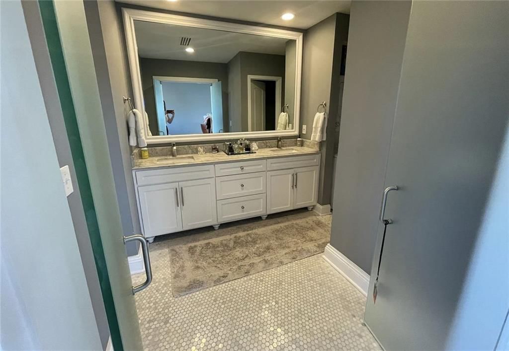 4712 P Roanoke Parkway Parkway — photo 14