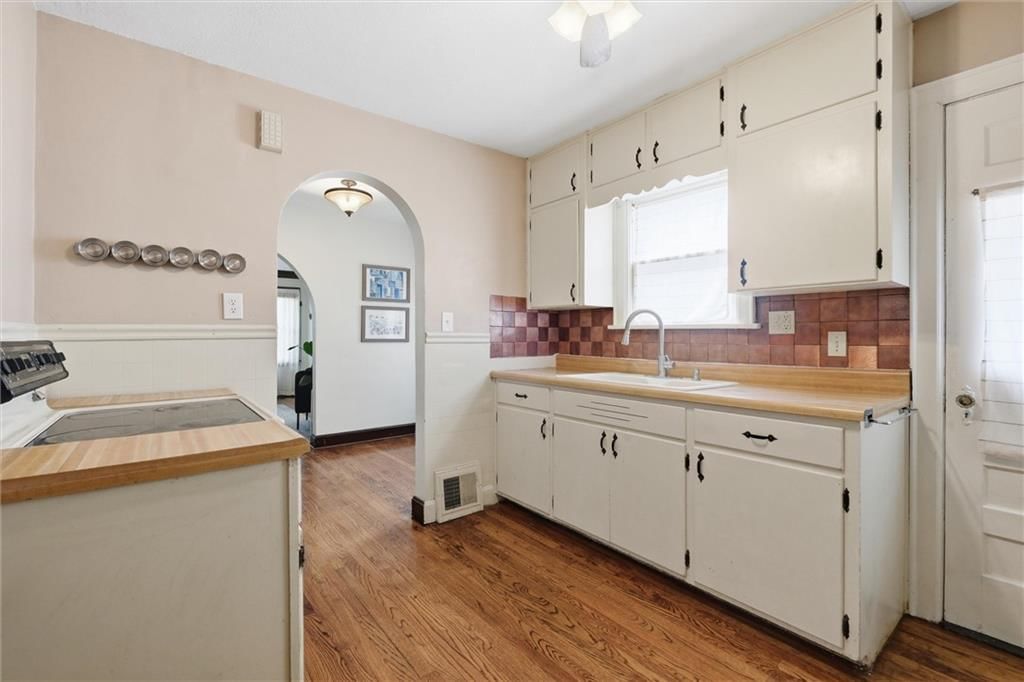 3418 Everett Avenue — photo 13