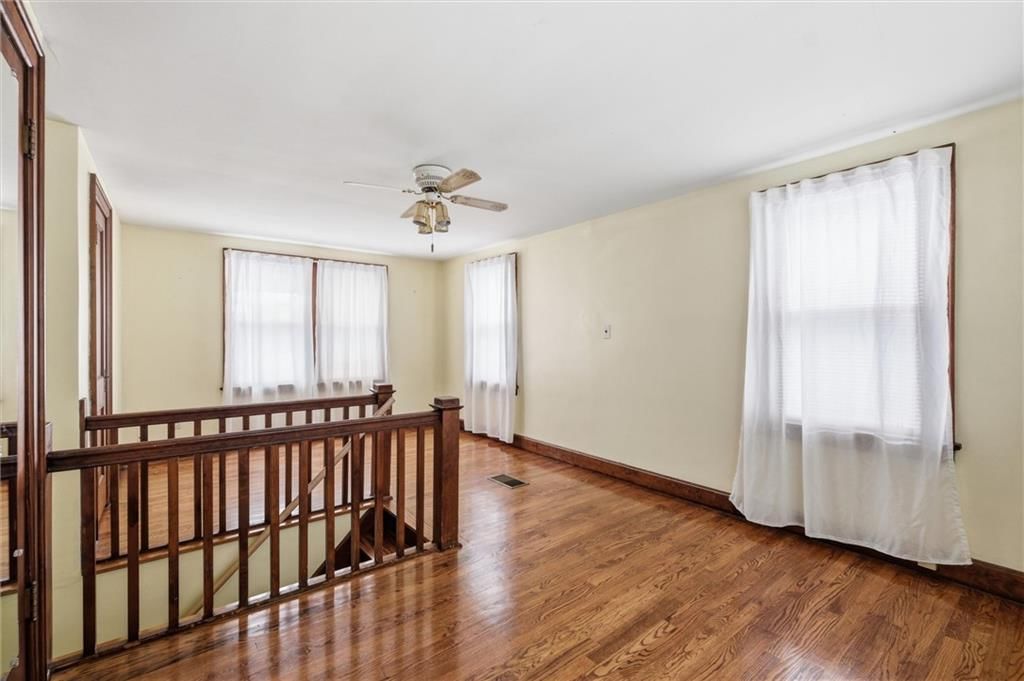 3418 Everett Avenue — photo 24
