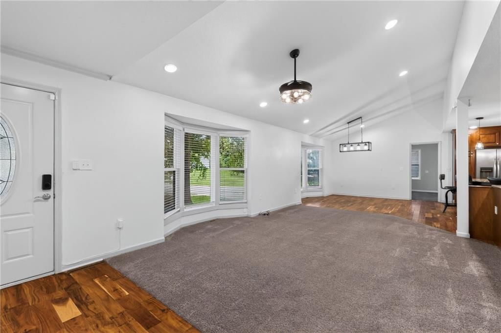 9921 W 67th Street — photo 17