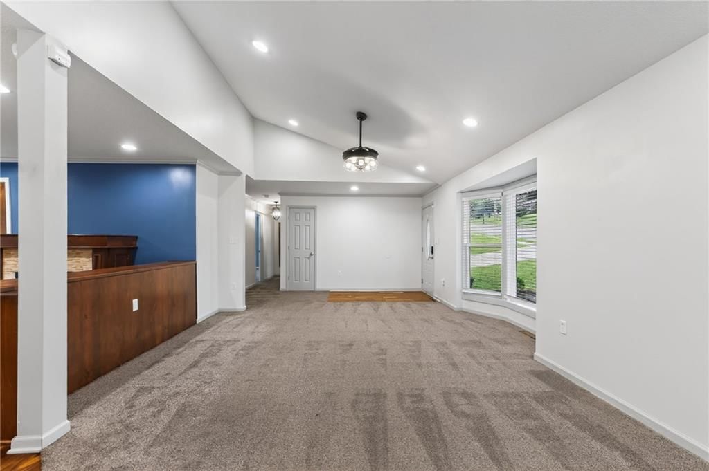 9921 W 67th Street — photo 18