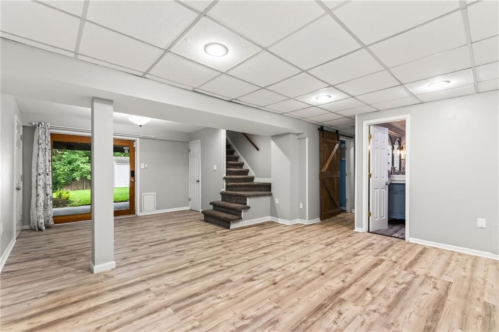 9921 W 67th Street — photo 31