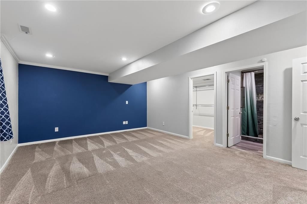 9921 W 67th Street — photo 35