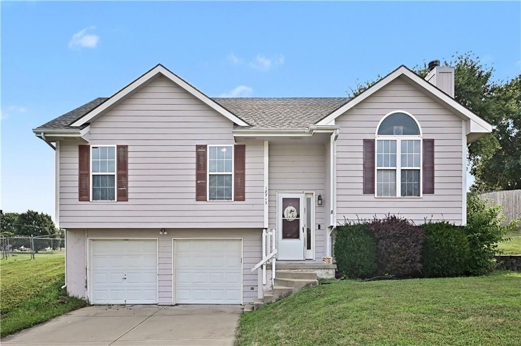 18713 Primrose Street — photo 2