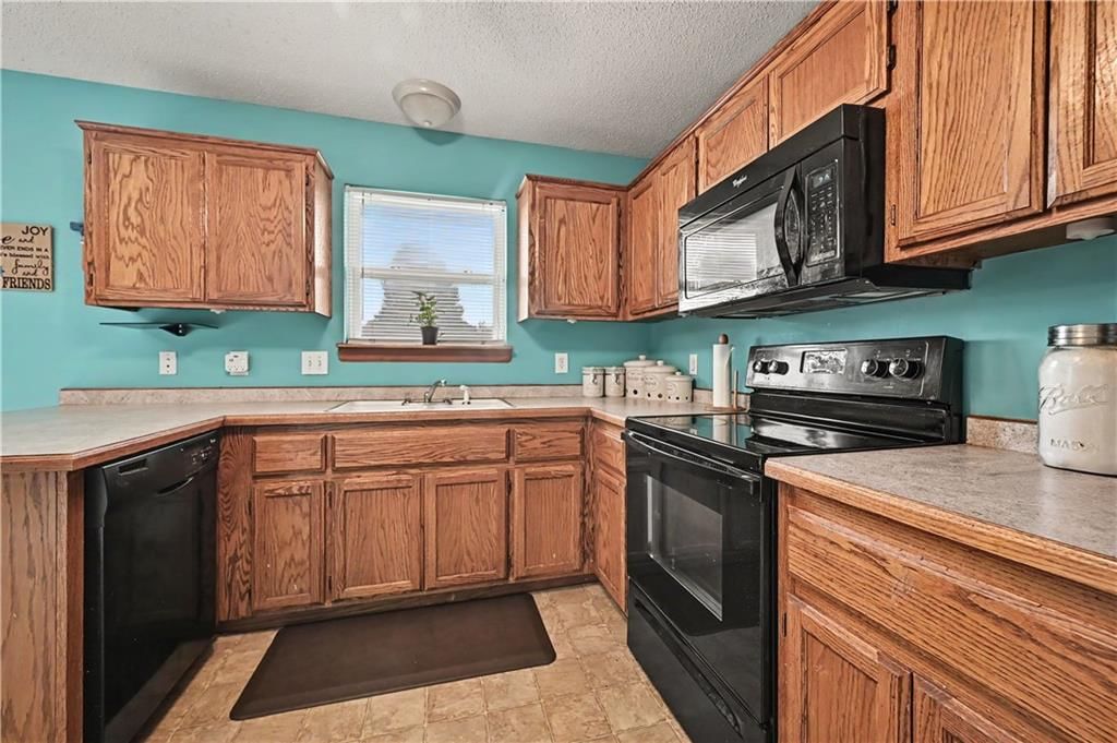 18713 Primrose Street — photo 11