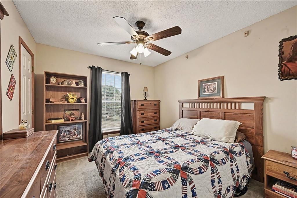 18713 Primrose Street — photo 16