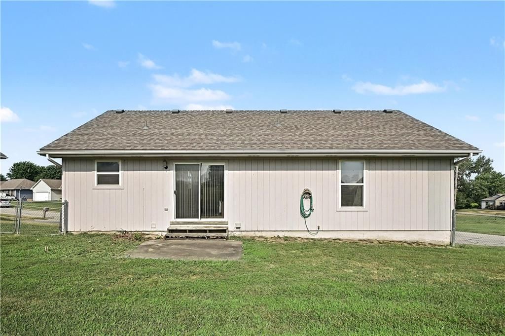 18713 Primrose Street — photo 24