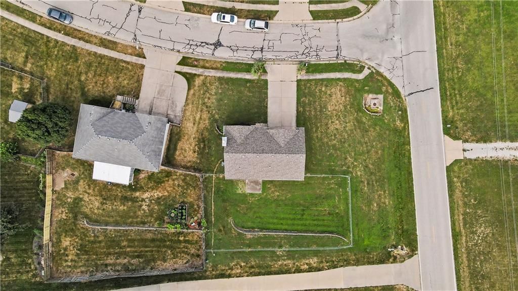 18713 Primrose Street — photo 27