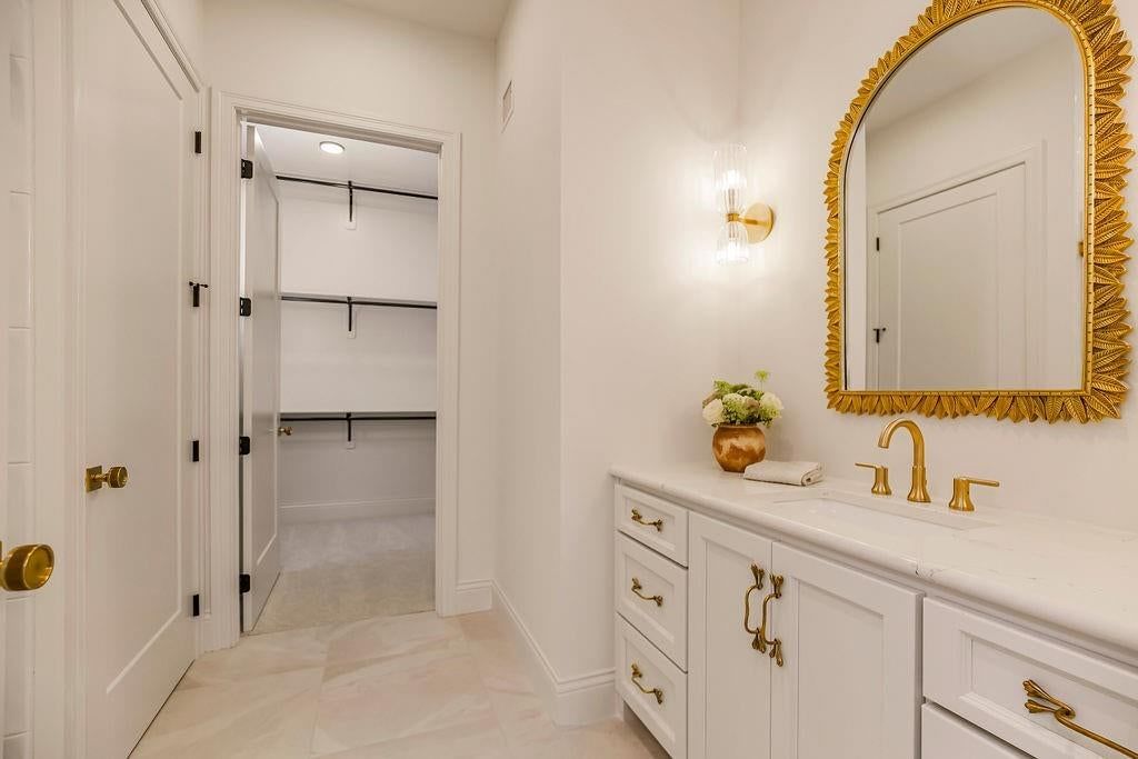 25384 W 107th Terrace — photo 40