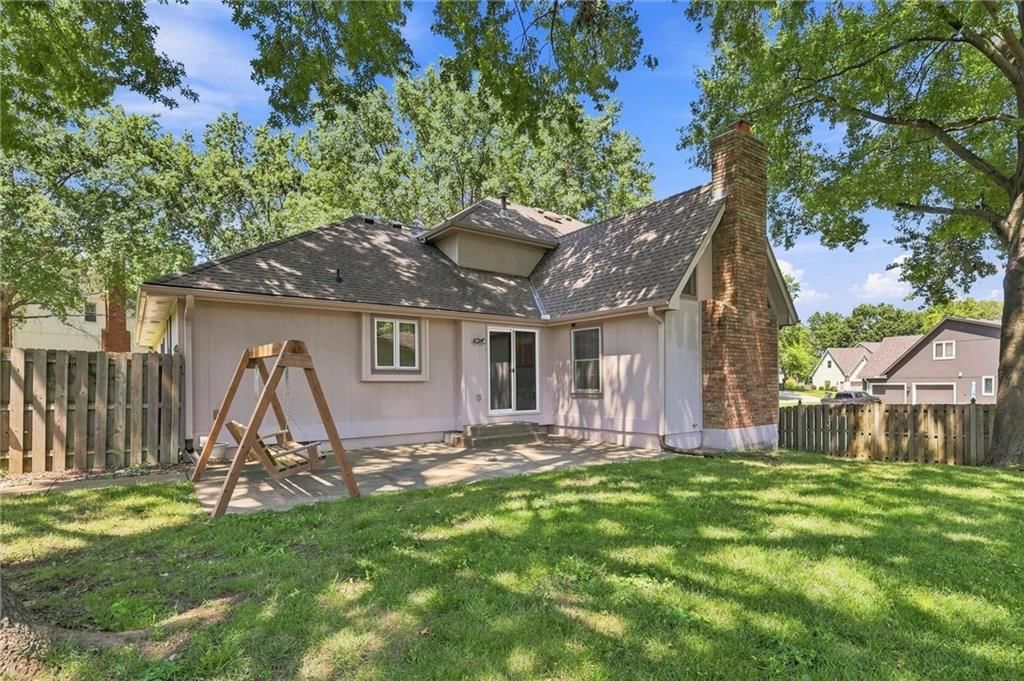 Photo 45 of 54 - 3600 SW 22nd Street, Blue Springs, MO 64015
