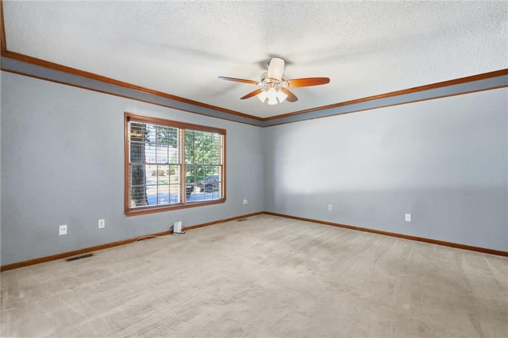 Photo 25 of 54 - 3600 SW 22nd Street, Blue Springs, MO 64015