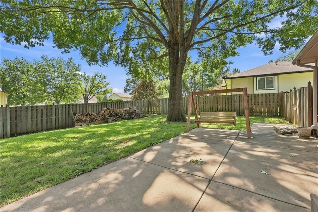 Photo 49 of 54 - 3600 SW 22nd Street, Blue Springs, MO 64015