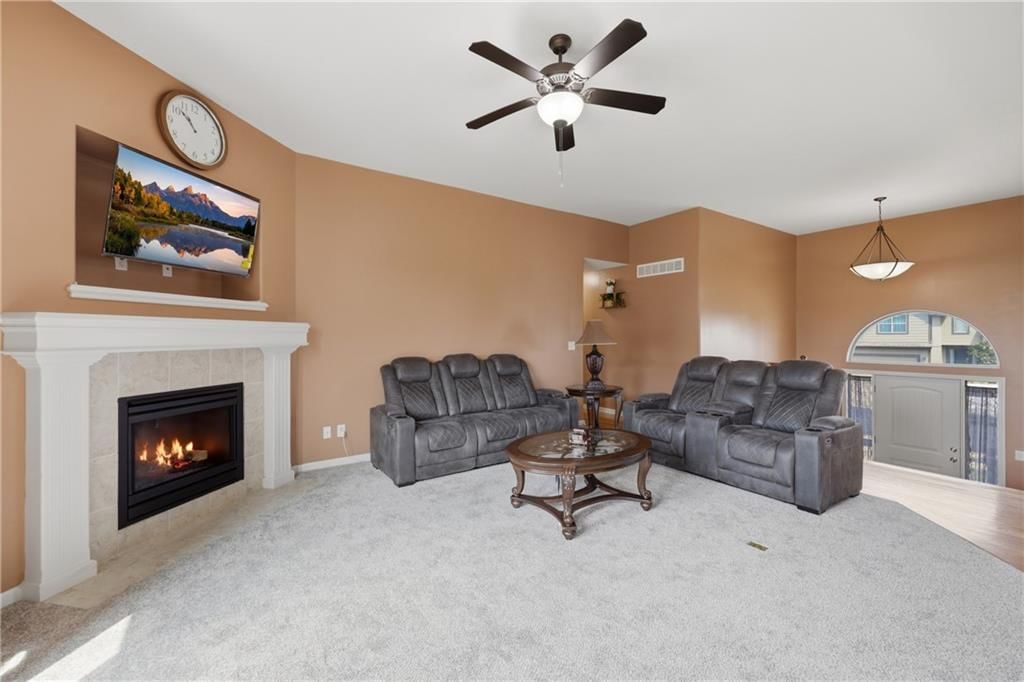 805 Bellflower Lane — photo 4