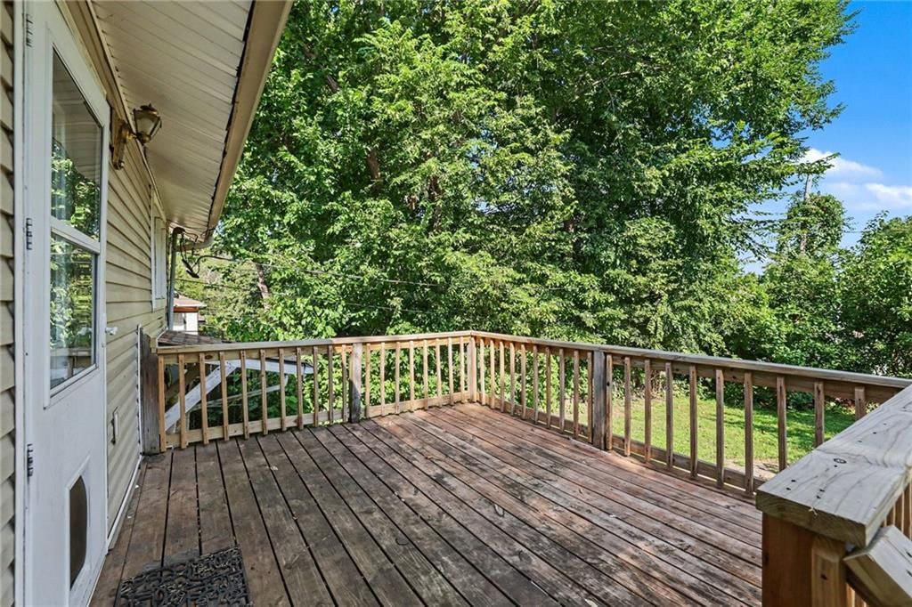 1836 Freeman Avenue — photo 23