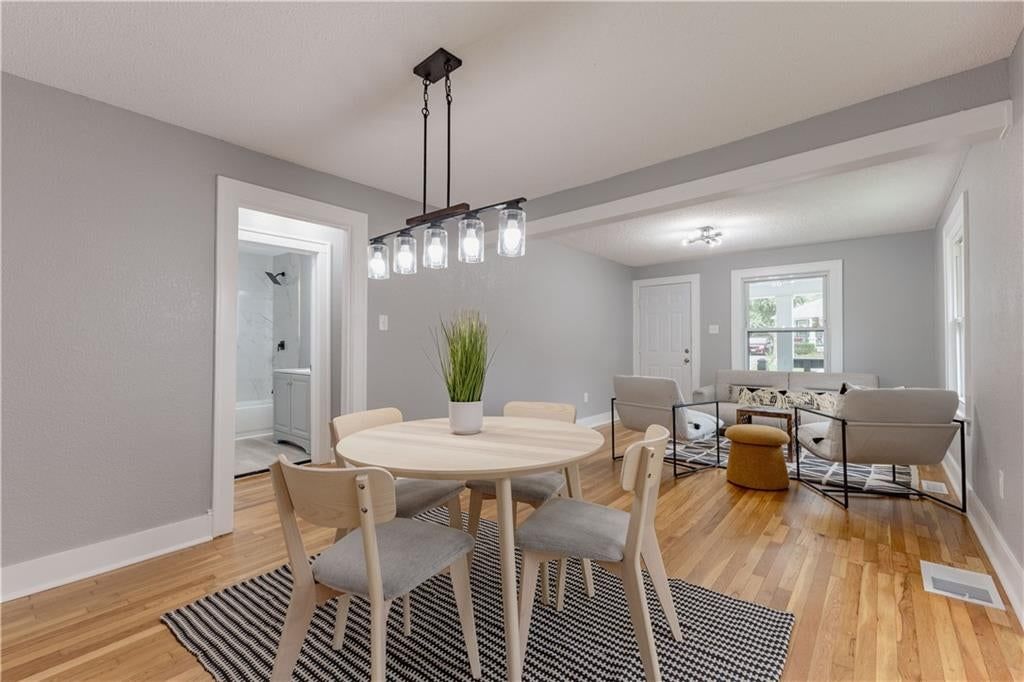116 S Ash Avenue — photo 4