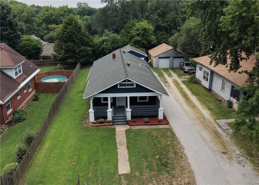 116 S Ash Avenue — photo 19