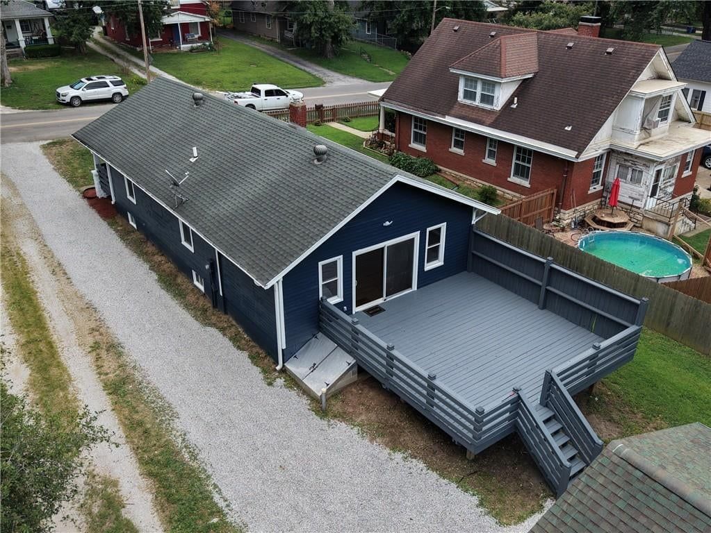 116 S Ash Avenue — photo 20