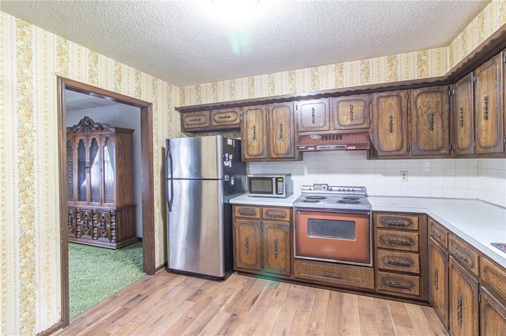 3026 S Kendall Drive — photo 8