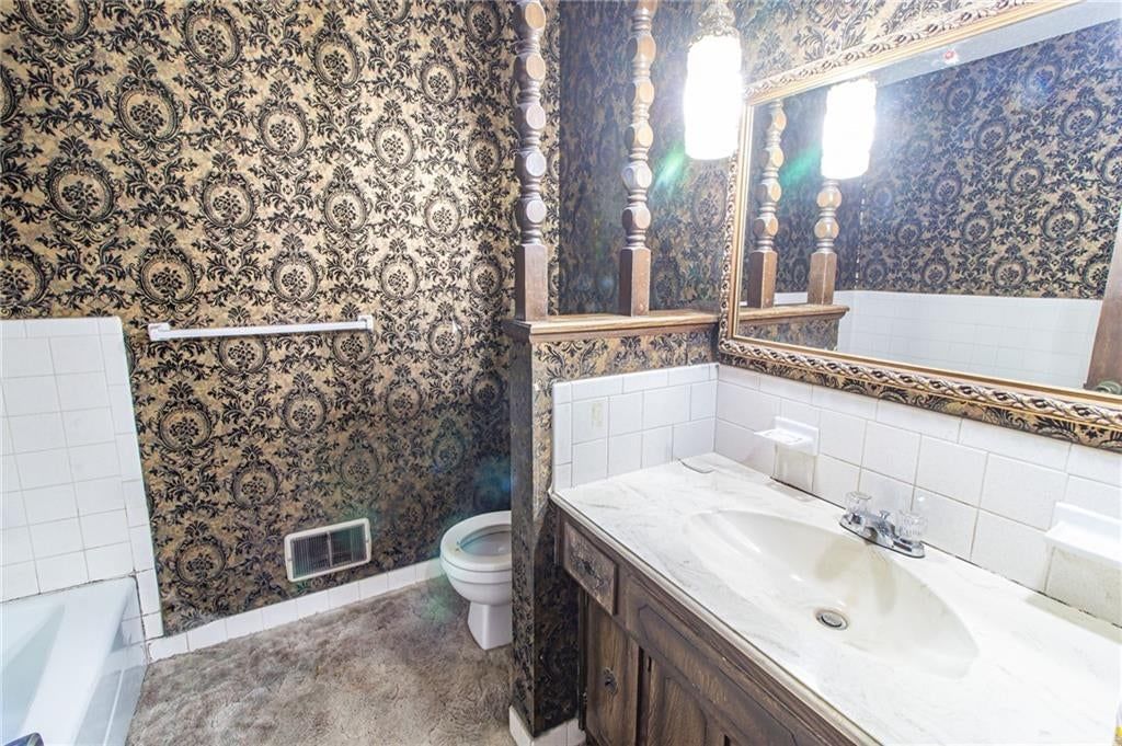 3026 S Kendall Drive — photo 14