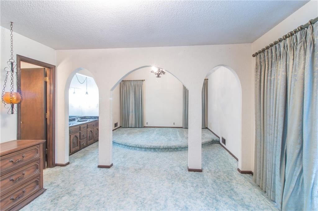 3026 S Kendall Drive — photo 15